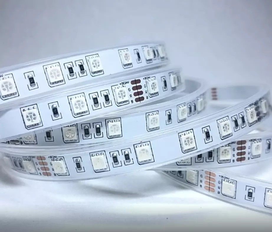 12w 12v 24v 10mm 60 LED Rgb 5050 Smd 유연 LED 스트립 라이트와 멀티 컬러